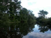 landscape last part of trip nice reflecting clouds.jpg (134695 bytes)